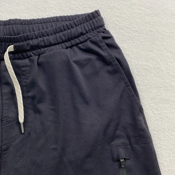 Vuori Sunday Performance 7.5” Pull On Athletic Jogger Shorts (Black) - Picture 5 of 15